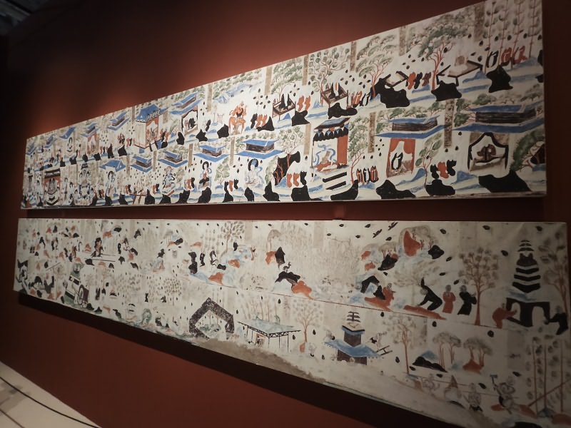 上：观音经变；下：福田经变